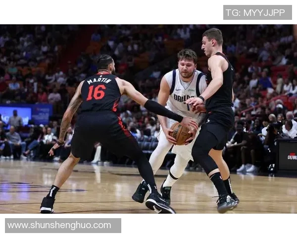 独行侠与快船激战G6完整赛果揭晓精彩瞬间回顾与分析